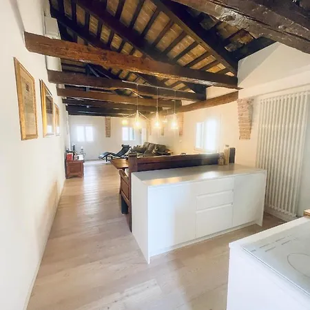 Elda House דירה